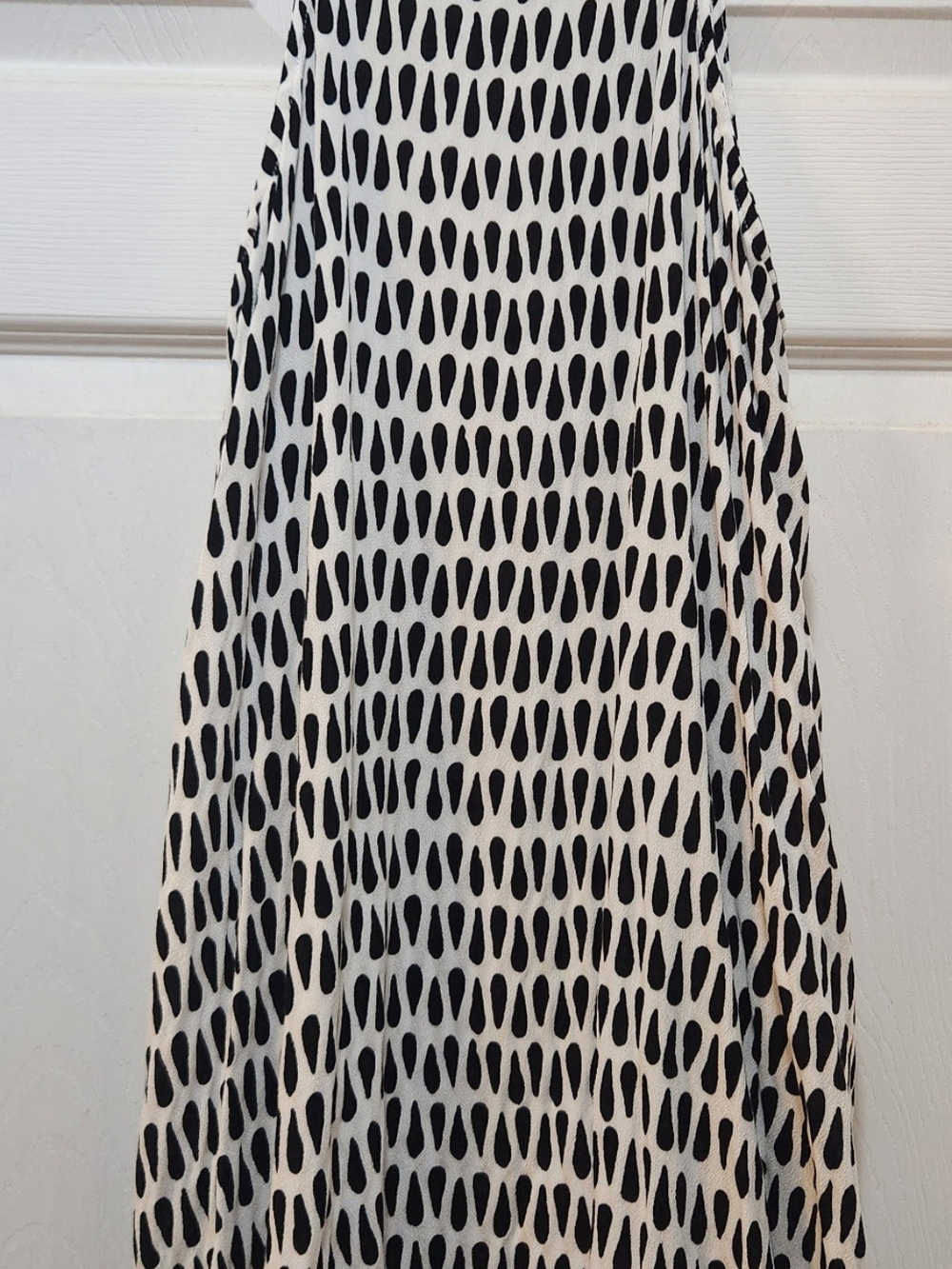 Black & White Halter-Type AVA Sky/Fighting Eel Dress